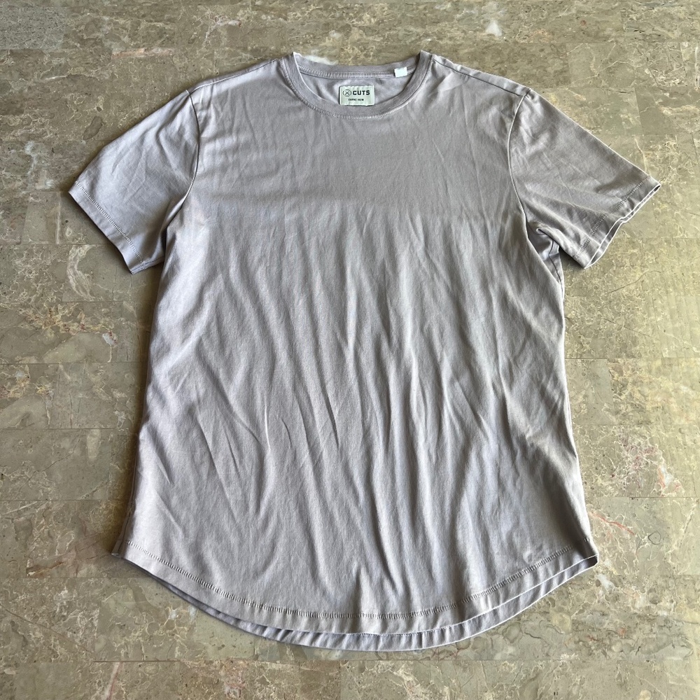 Men's CUTS Clothing Curve Hem T Shirt Taupe Grey Medium
